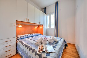 Frontline Beach 8 - B4 - Near To The Sea