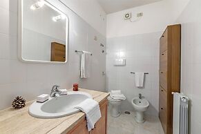 Delfino 3 Few Minutes From Sea