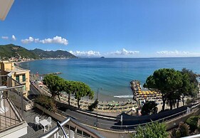 Frontline Beach 22 - M2 - Near To The Sea