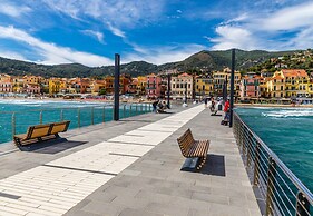 Frontline Beach 14 - M2 - Near To The Sea