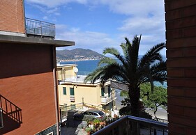 Frontline Beach 14 - M2 - Near To The Sea