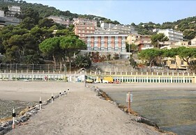 Frontline Beach 6 - B3 - Near To The Sea