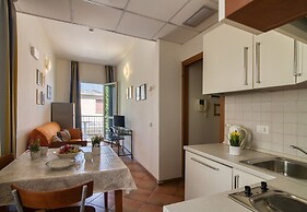 Frontline Beach 16 - B3 - Near To The Sea