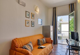 Frontline Beach 16 - B3 - Near To The Sea