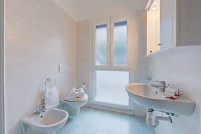 Frontline Beach 26 - B4 - Near To The Sea