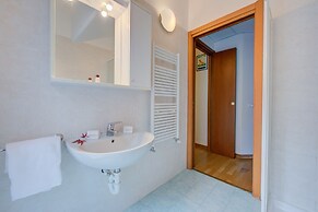 Frontline Beach 26 - B4 - Near To The Sea