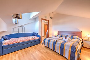 Frontline Beach 30 - B4 - Near To The Sea