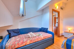 Frontline Beach 30 - B4 - Near To The Sea