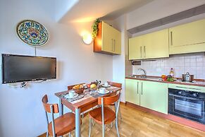 Frontline Beach 30 - B4 - Near To The Sea