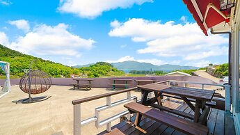 Namhae Hanuri Pension