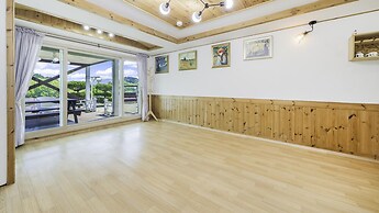 Namhae Hanuri Pension