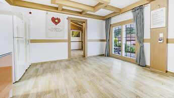 Namhae Hanuri Pension