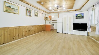 Namhae Hanuri Pension