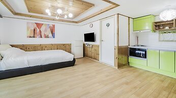 Namhae Hanuri Pension