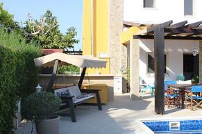 Immaculate 3-bed House in Pentakomo