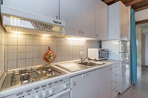 I Fari D201 600mt From The Beach