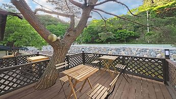 Yeongwol Wood Valley Pension