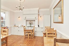 Quilt and Croissants