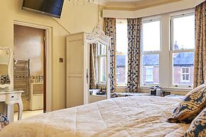 Quilt and Croissants