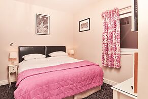 Quilt and Croissants