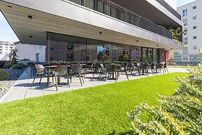 Icon H 208 Suite Micro-living