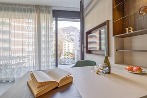 Icon H 208 Suite Micro-living