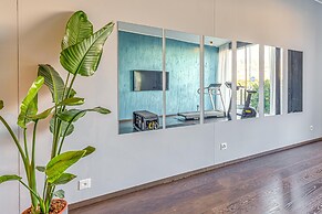 Icon H 306 Suite Micro-living