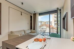 Icon H 207 Suite Micro-living