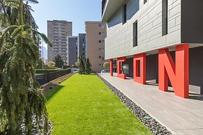 Icon H 405 Suite Business