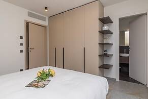 Icon H 402 Suite Business