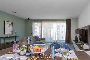 Icon H 402 Suite Business