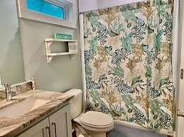 The Rookery Iii 7001 3 Bedroom Cottage by RedAwning