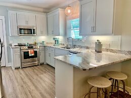 The Rookery Iii 7001 3 Bedroom Cottage by RedAwning