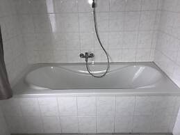 Cozy Vacation Home for 8 Persons in Heers