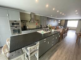 Cosy Vacation Home for 8 Persons