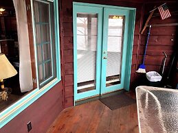 Grand Pines Cabin Number 2