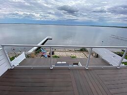 Hawks Nest