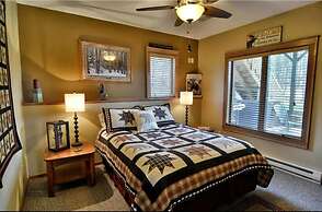 Lazy Dog Lodge on Minong Flowage