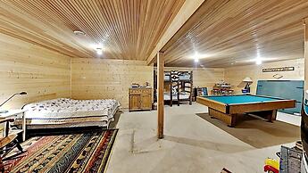 Legacy Point On Little Siss