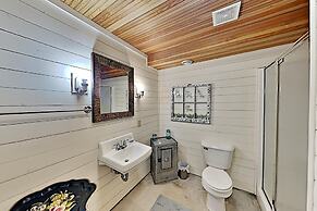 Legacy Point On Little Siss