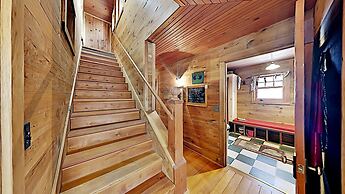 Legacy Point On Little Siss