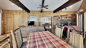 Oak Ridge Lake House