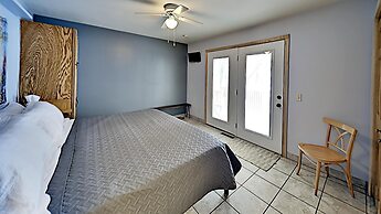 Oak Ridge Lake House