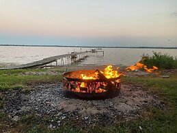 Olson Bay Getaway