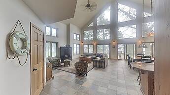 Olson Bay Getaway