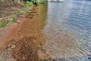 Round House on Round Lake