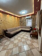 Athos Guesthouse