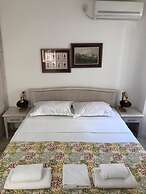 Athos Guesthouse