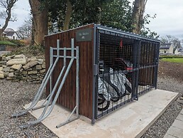 The Emma Suite Stone Cross Mansion