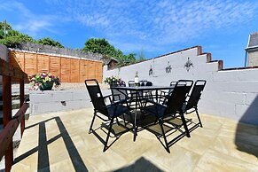 Just Stay Wales - Hartwell House Mumbles